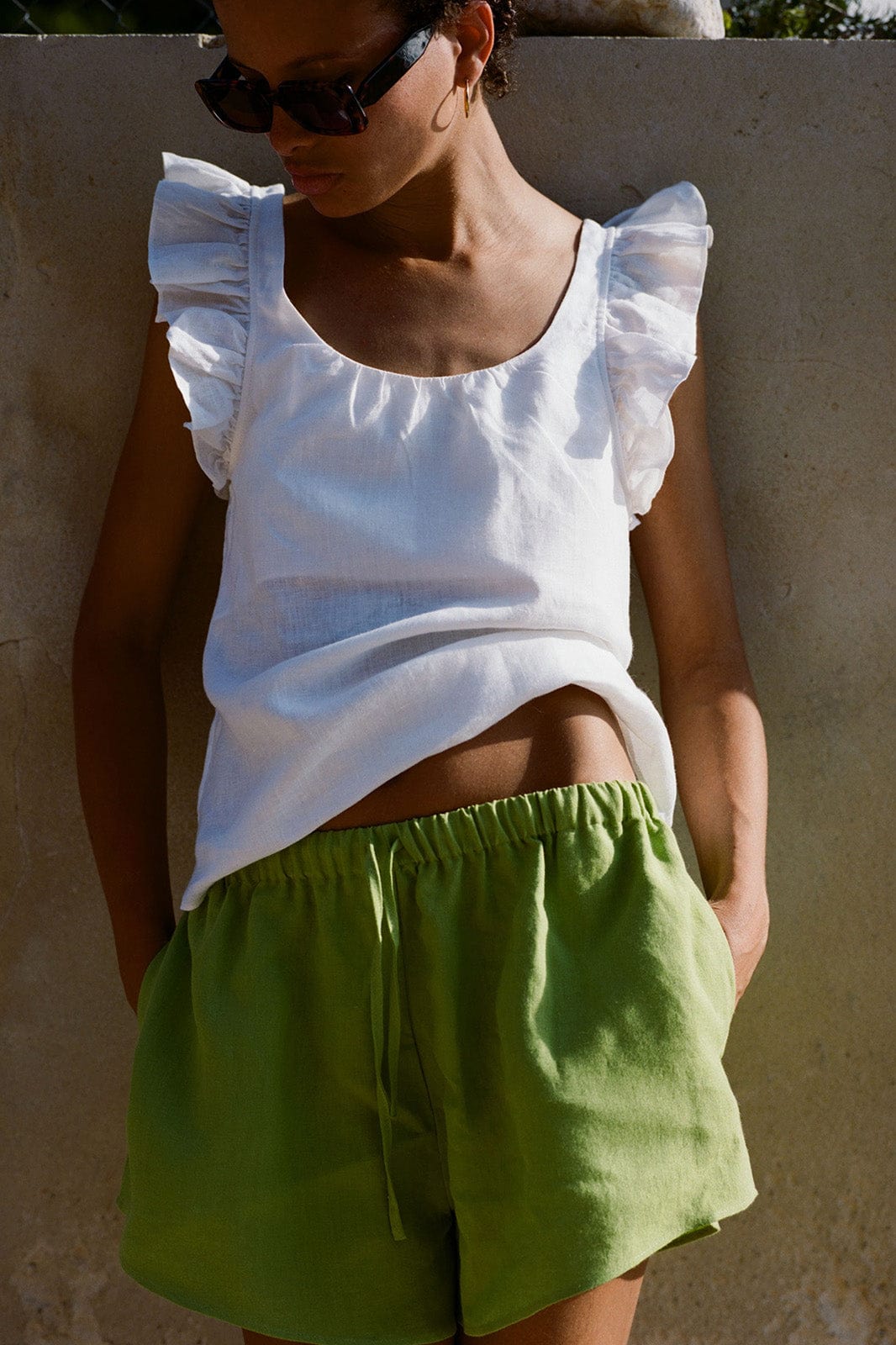 arkitaip Blouses The Jeanne Ruffled Top in white