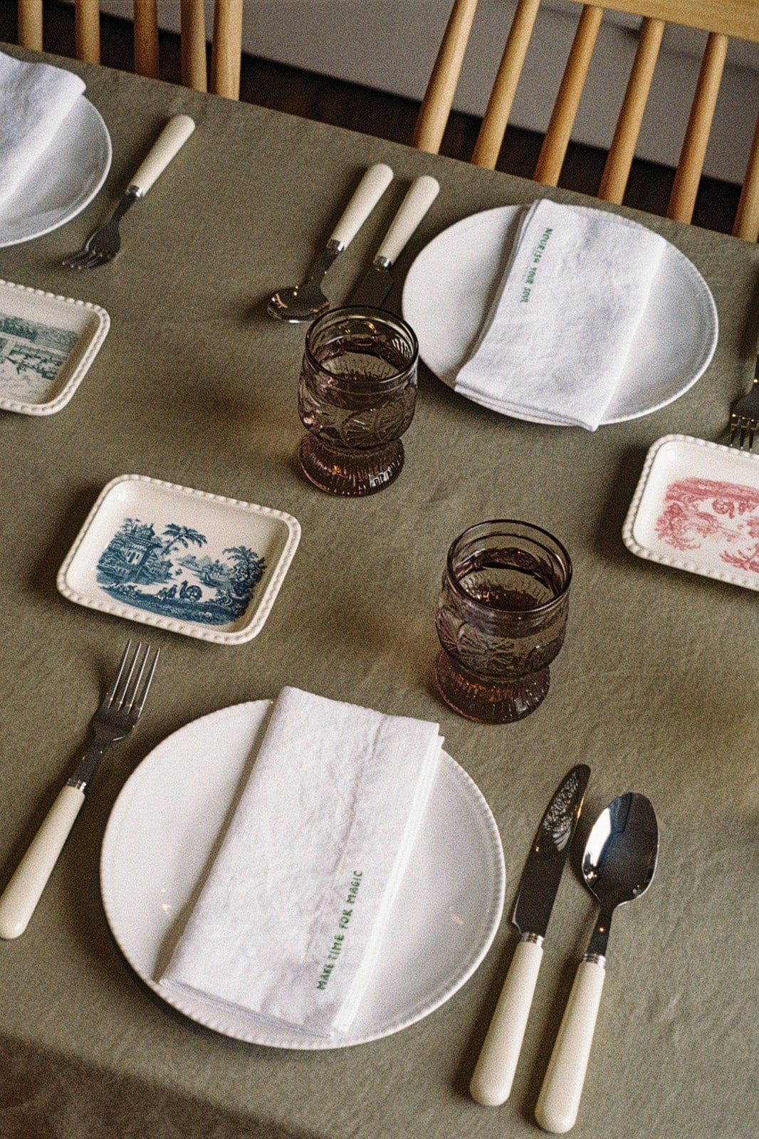 arkitaip Napkins White/Green Gratitude Linen Napkins - Set of 4