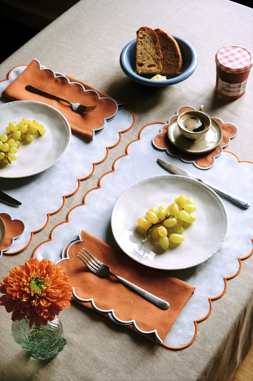 arkitaip Placemat Zero-Waste Scalloped Linen Placemats sky blue - Set of 2