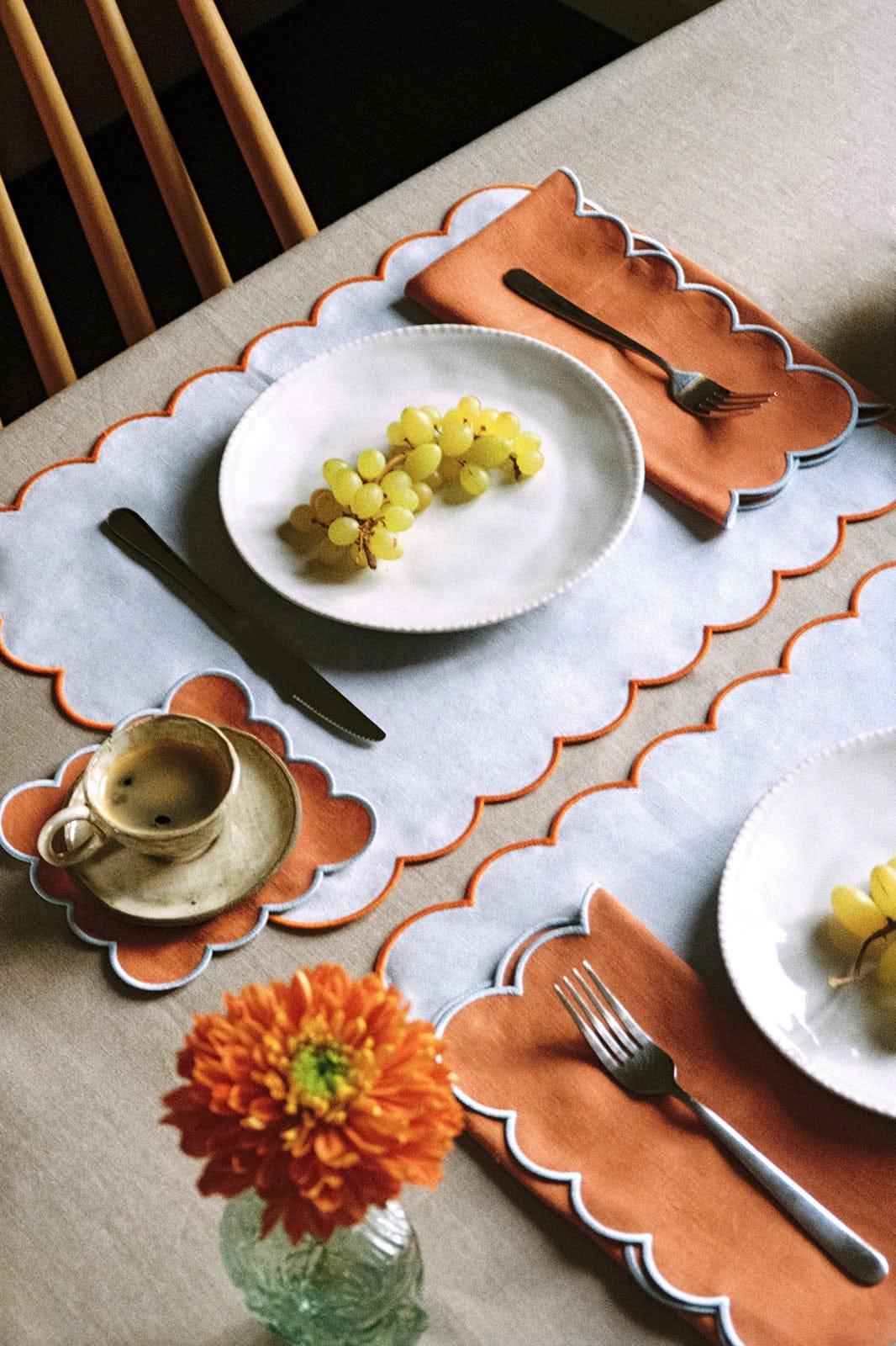 arkitaip Placemat Zero-Waste Scalloped Linen Placemats sky blue - Set of 2