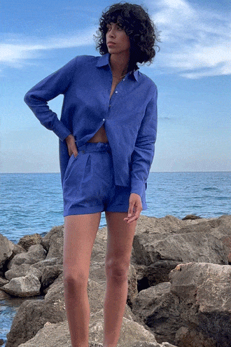 arkitaip Shorts The Nina Pleated Shorts in Klein blue