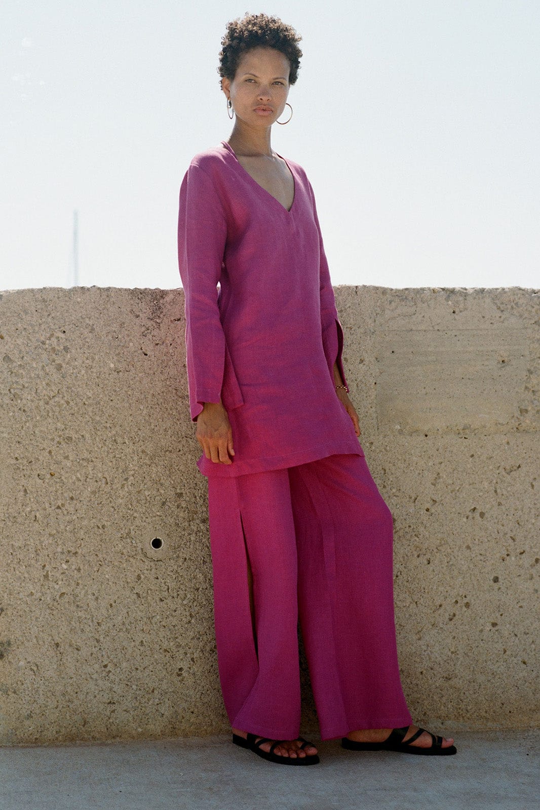 arkitaip Trousers The Lena Wide-Leg Trousers With Slit in berry