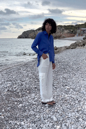 arkitaip Blouses The Gina Oversized Shirt in Klein blue