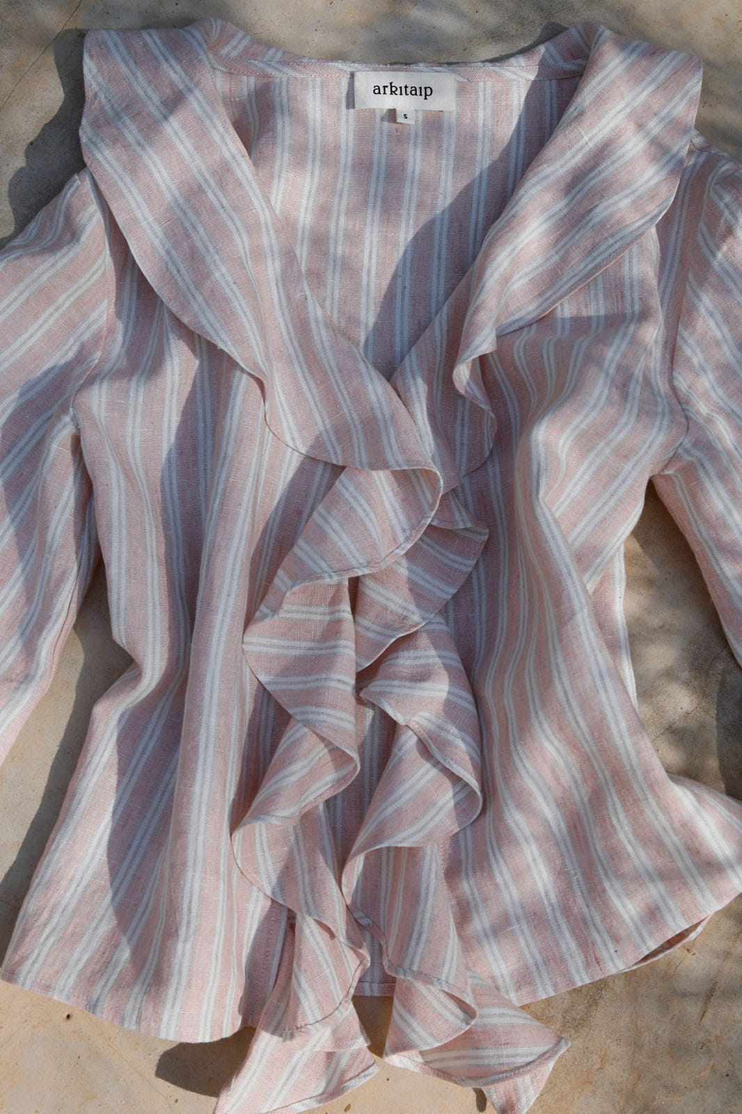 arkitaip - The Ophelia Ruffled Shirt in striped rosé