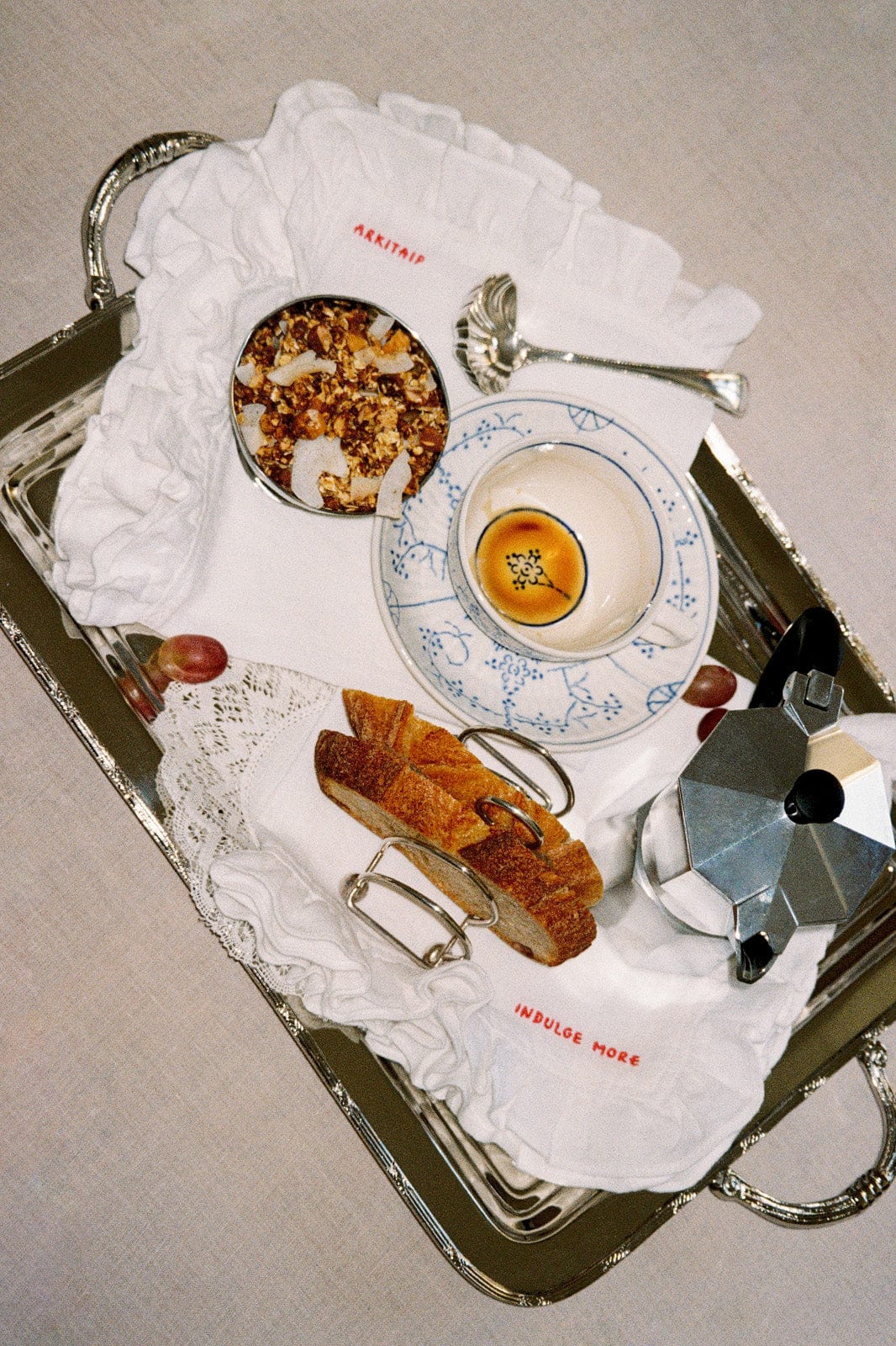 arkitaip Napkins Off-White/Pink Set of 4 Ruffled Gratitude Linen Napkins