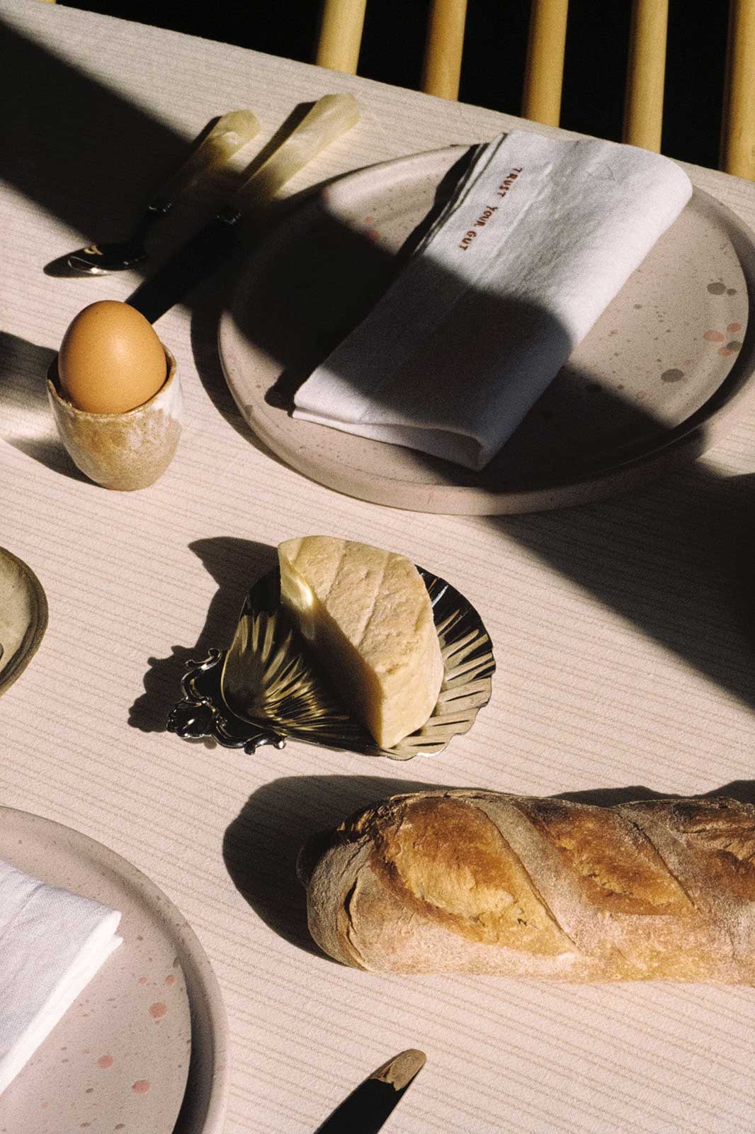 arkitaip table Vintage Shell Butter Dish