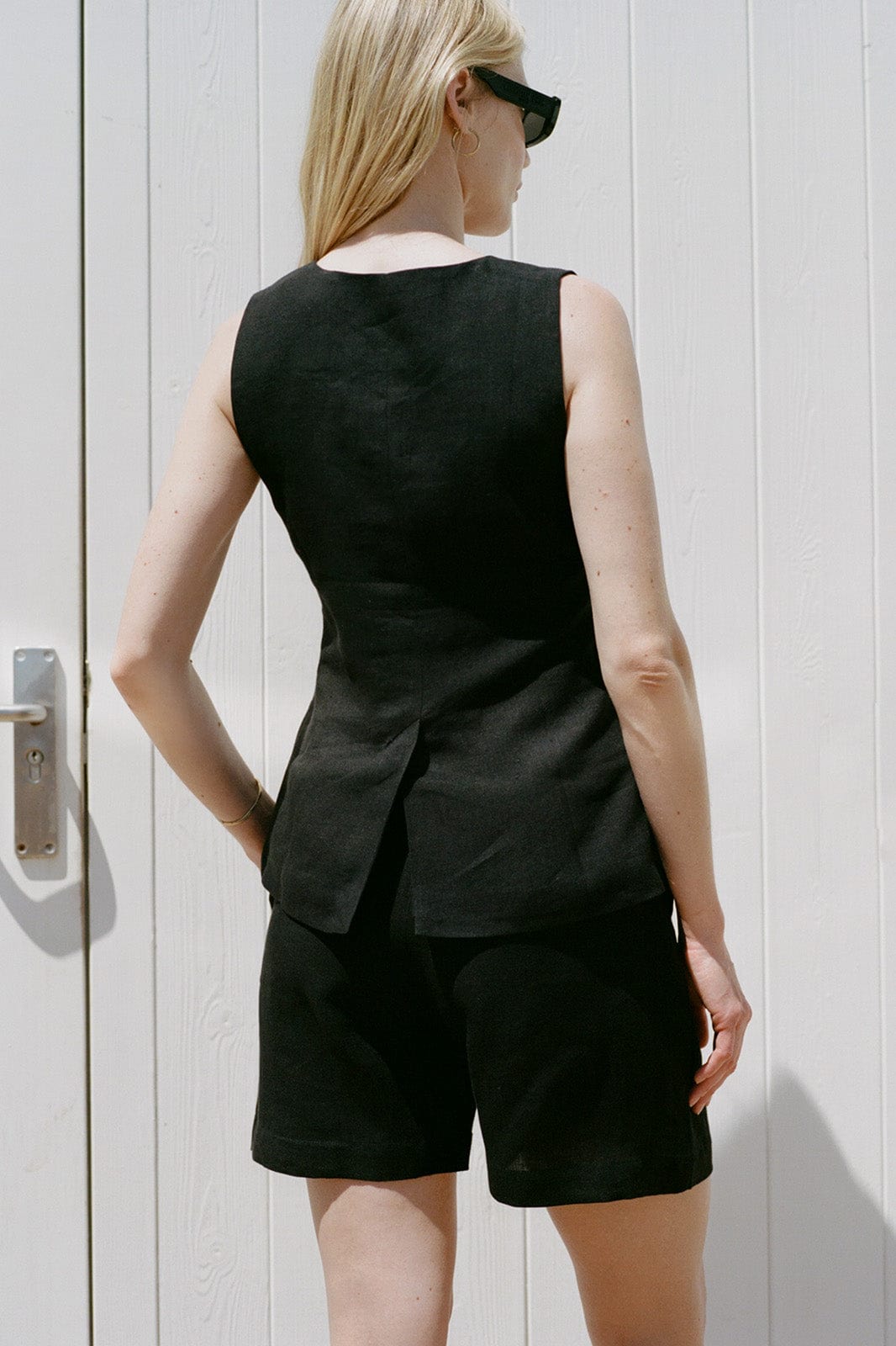 arkitaip The Rosalie Buttoned Vest in black