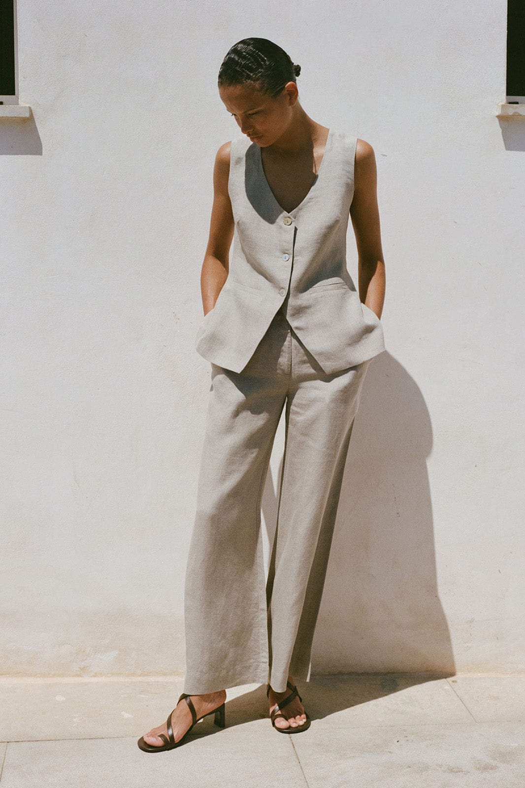 arkitaip Trousers The Willow Wide-Leg Pleated Linen Trousers in oatmeal