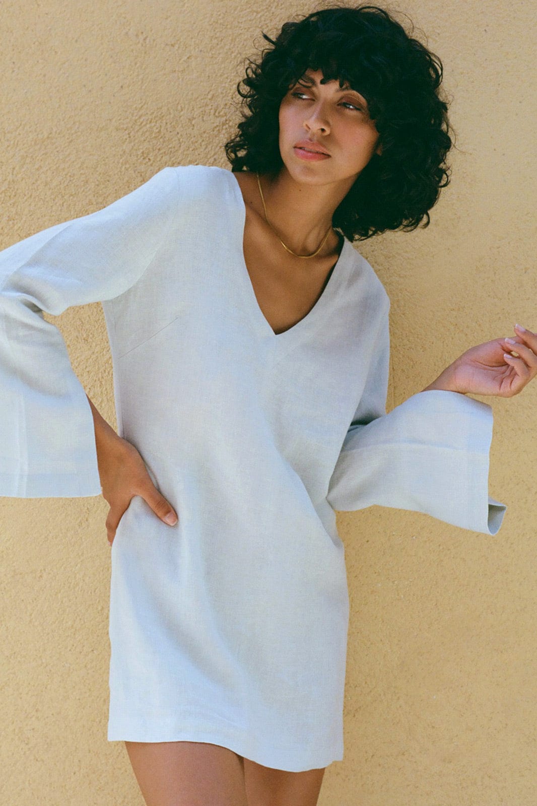 arkitaip Tunics S / vanilla The Olivia Linen Tunic in vanilla - sample