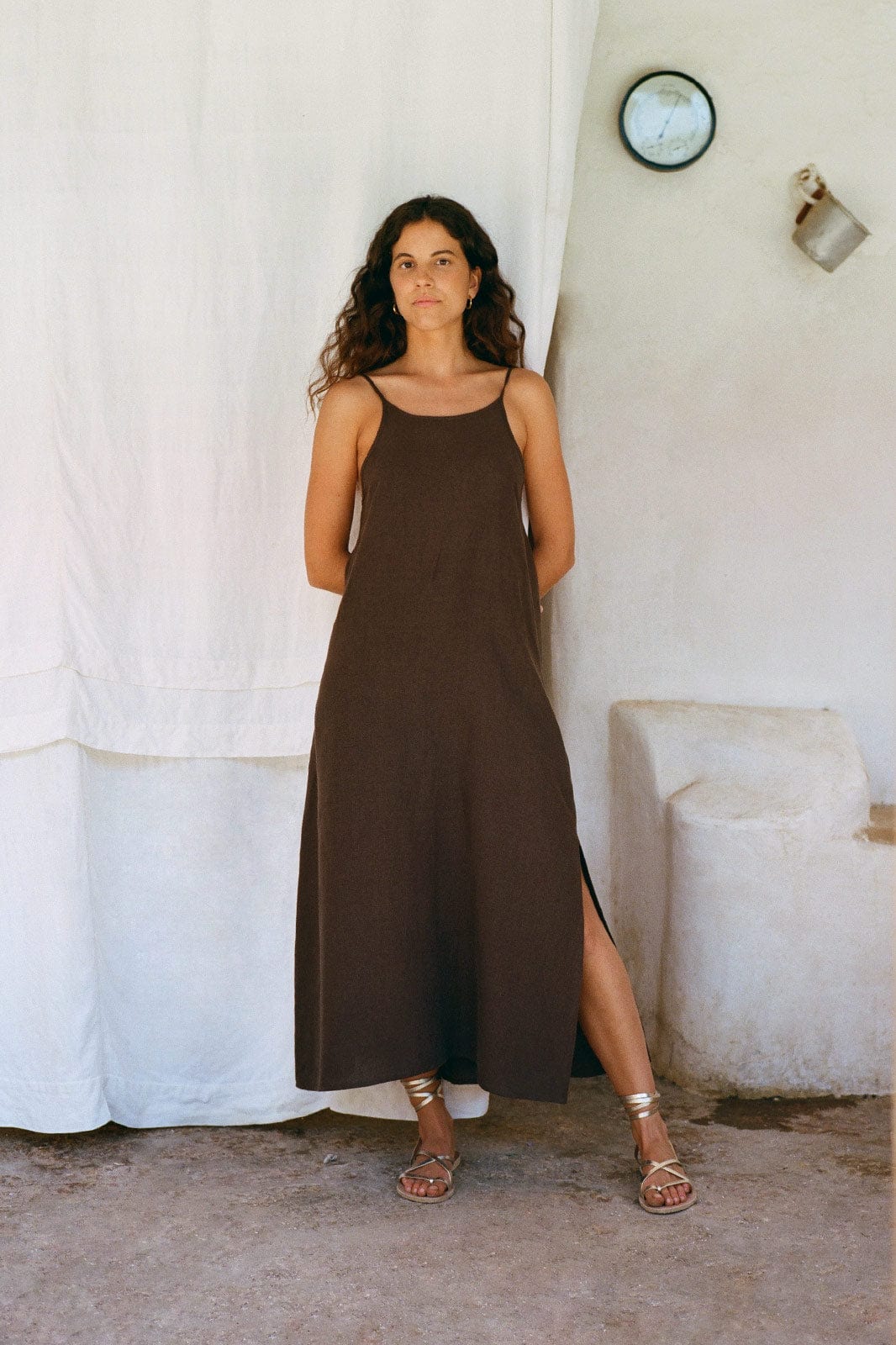 arkitaip Maxi Dresses The Trude Linen Slip Dress in chocolate